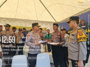 Kapolres Pesawaran Kendalikan Langsung Pengamanan Jalur Wisata Pesisir, Tiga Pos Pam Disidak Antisipasi Lonjakan Pasca Lebaran Kapolres Pesawaran Kendalikan Langsung Pengamanan Jalur Wisata Pesisir, Tiga Pos Pam Disidak Antisipasi Lonjakan Pasca Lebaran